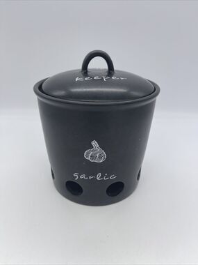 Tabletops Gallery Chalk Black Garlic Keeper